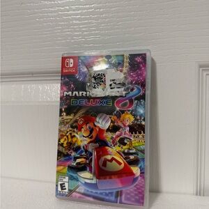Nintendo Mario Kart 8 Deluxe - Colorful Racing Adventure